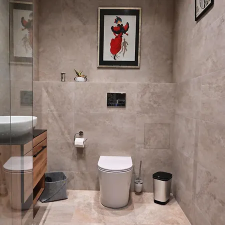 Luzzu X Casa Jorge *